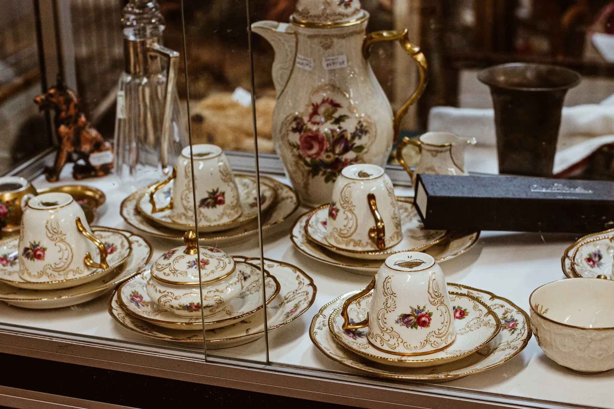 Zestaw herbaciany z porcelany